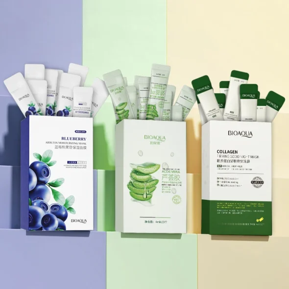 Drei Bioaqua Hautpflegeprodukte-Schachteln nebeneinander