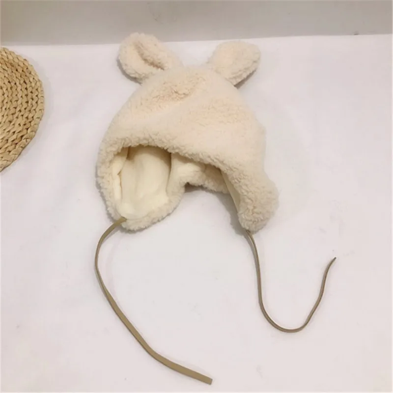 Kinder-Mütze mit Ohrenschutz und 3D-Motiv - obrazek 10