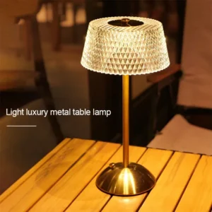 Akku-LED-Tischlampe mit Touch-Steuerung und drei Lichtfarben