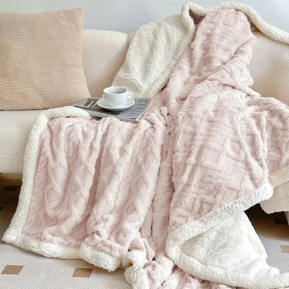 Warme Coral-Fleece-Kuscheldecke für Sofa und Bett